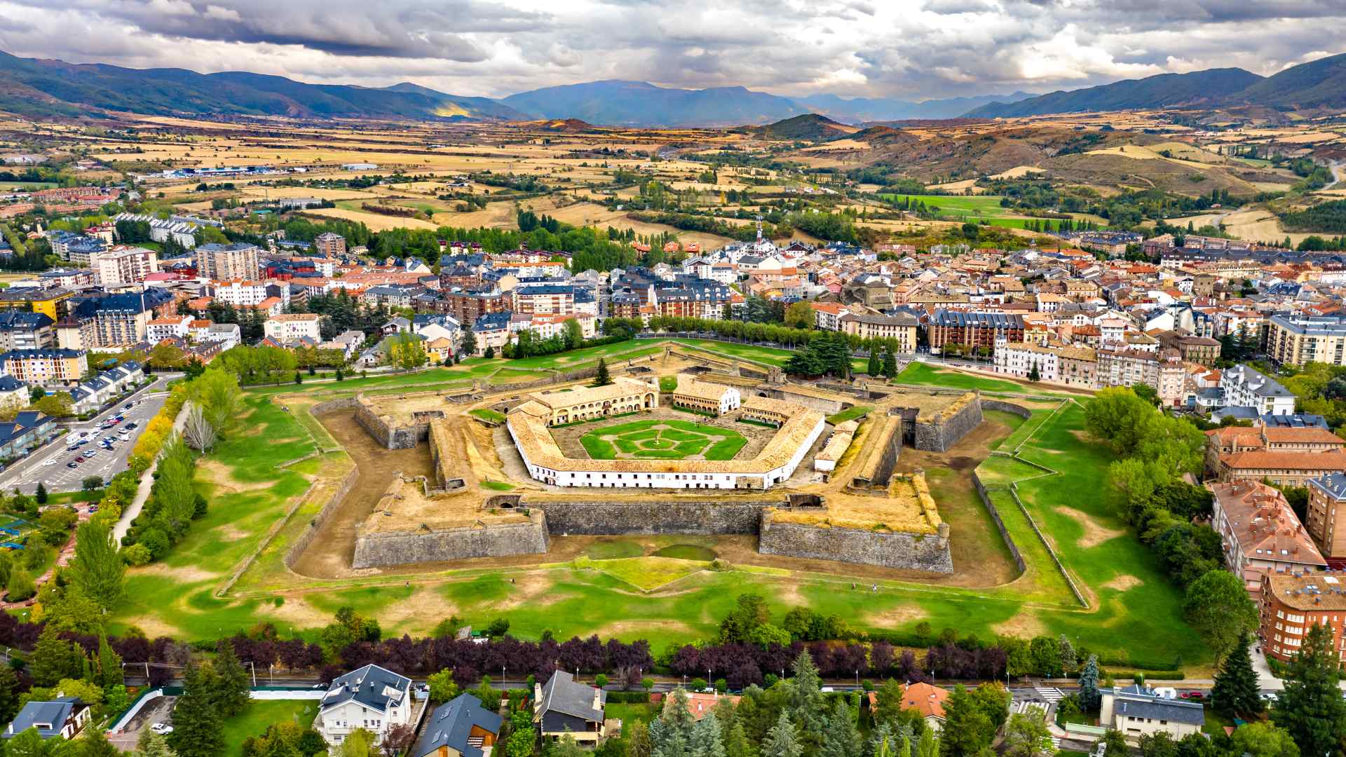 Pirineo Aragonés Premium: Tradición, Patrimonio y Sabores únicos
